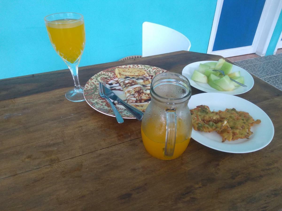 Blue Coral Homestay Karimunjawa Buitenkant foto