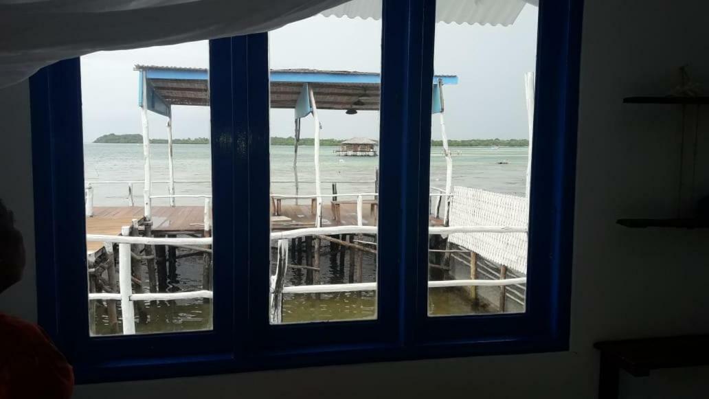 Blue Coral Homestay Karimunjawa Buitenkant foto